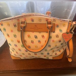 Dooney & Bourke Bag